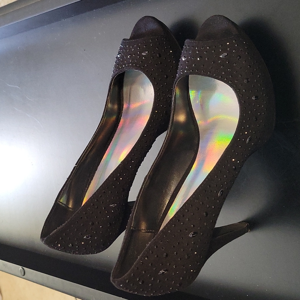 Heart in D ❤️ Black Studded Heels Size 6